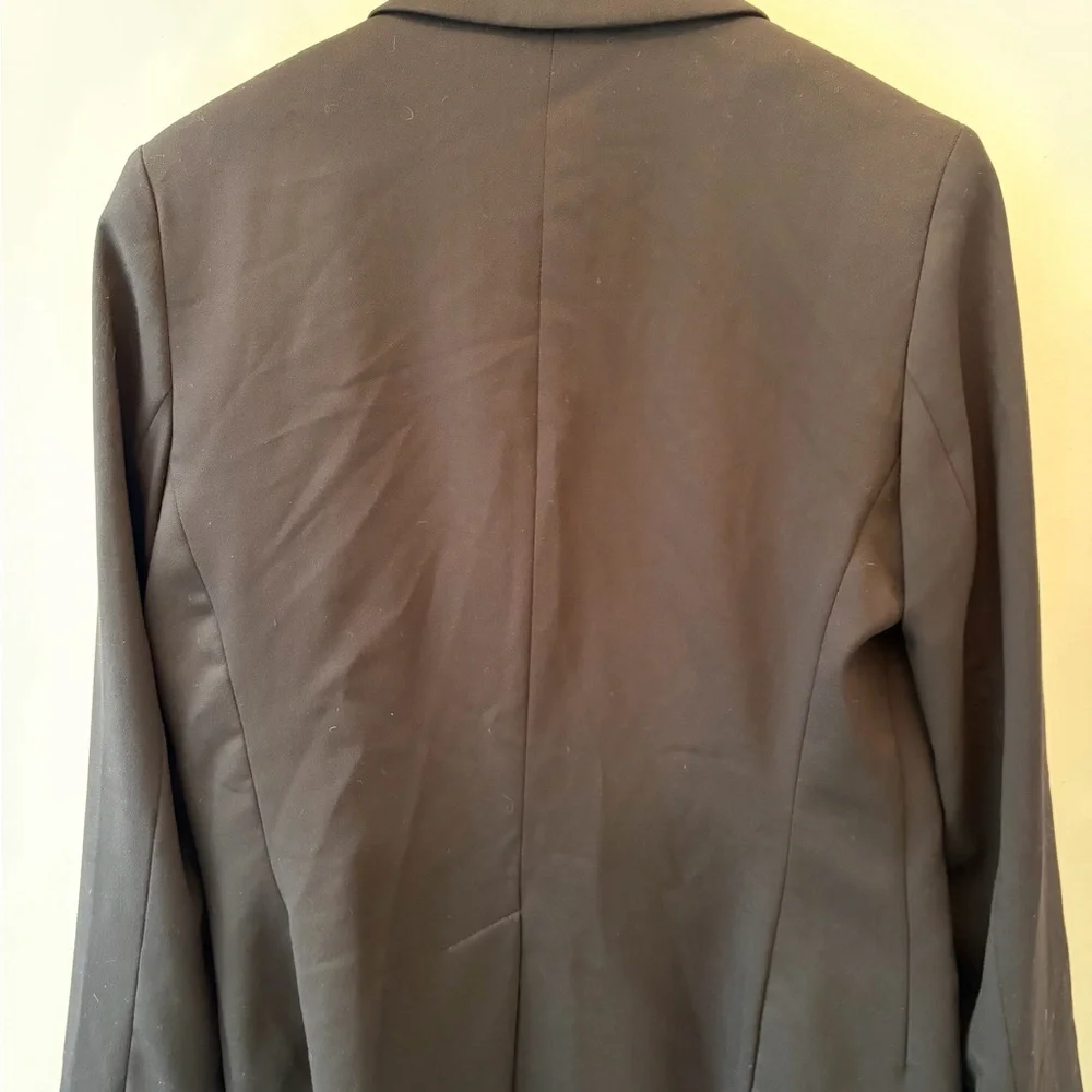 H&M Black Women's Blazer Size 12 black classic business / casual lined buttons
